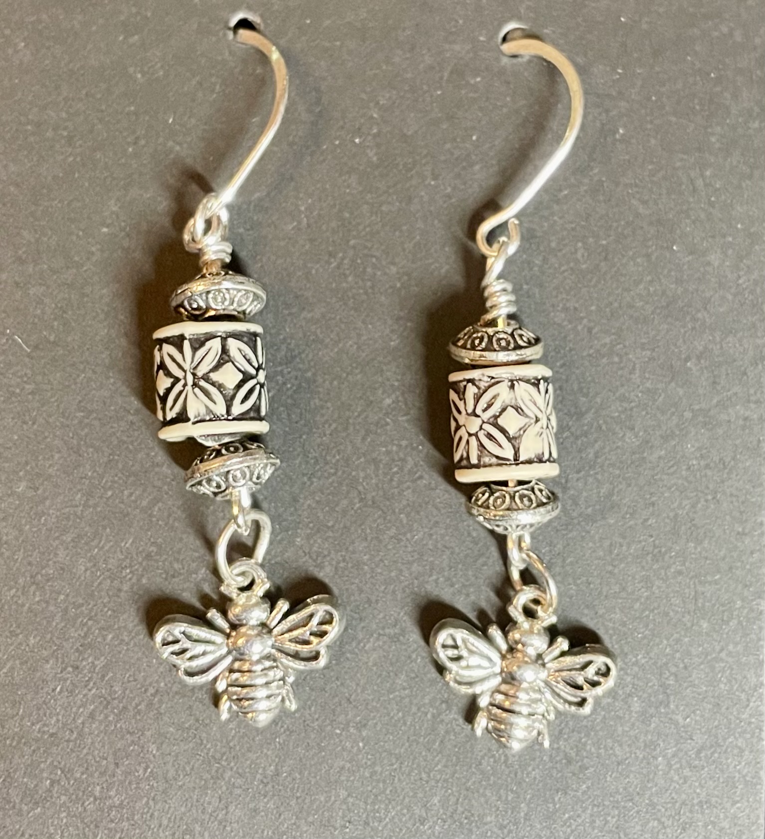 Black and White Flower with Bee Charm Silver Earrings