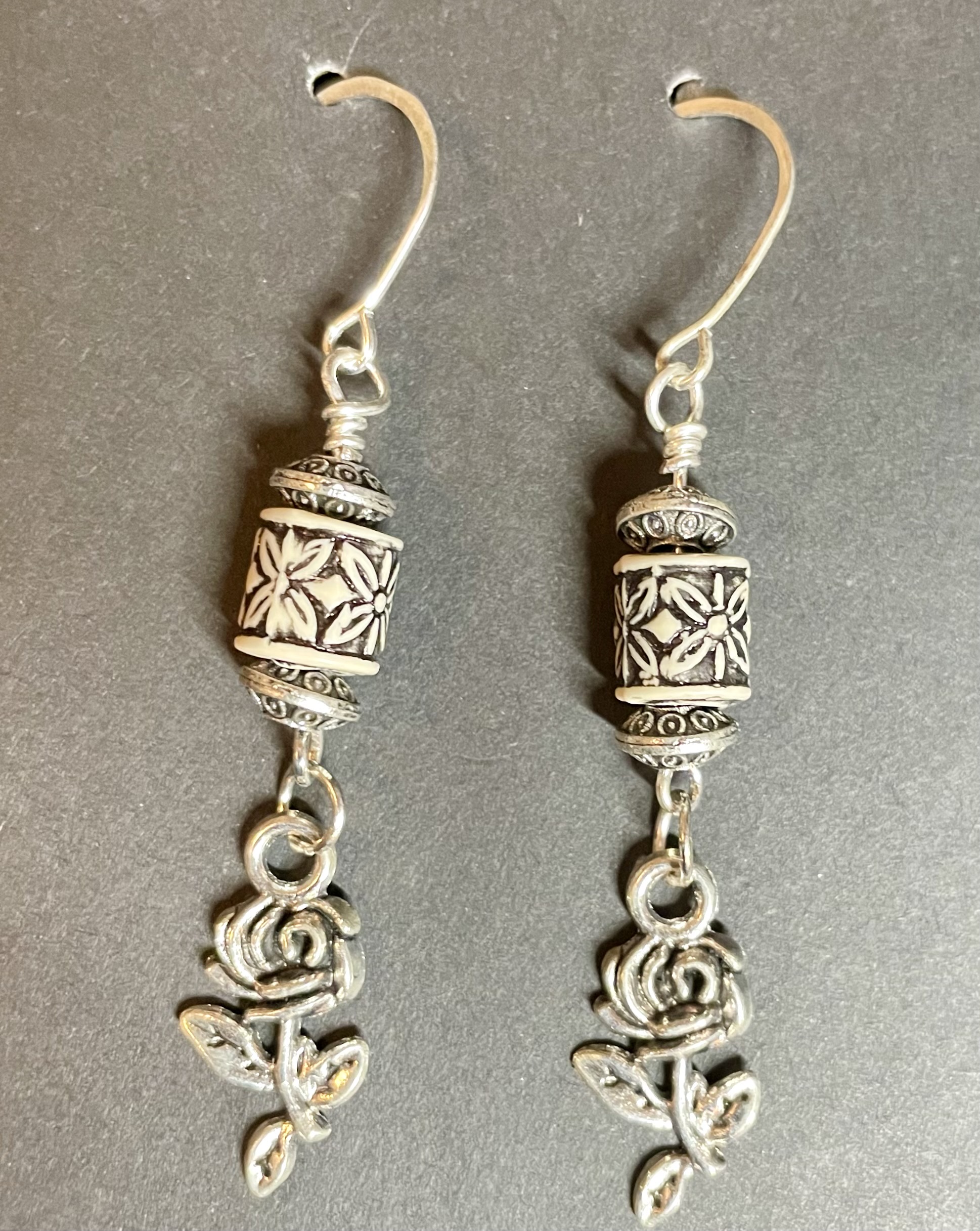 Black and White Flower with Rose Charm
